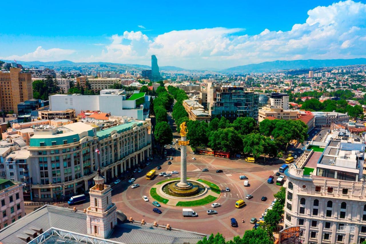 Hh Hotel Тбилиси Екстериор снимка