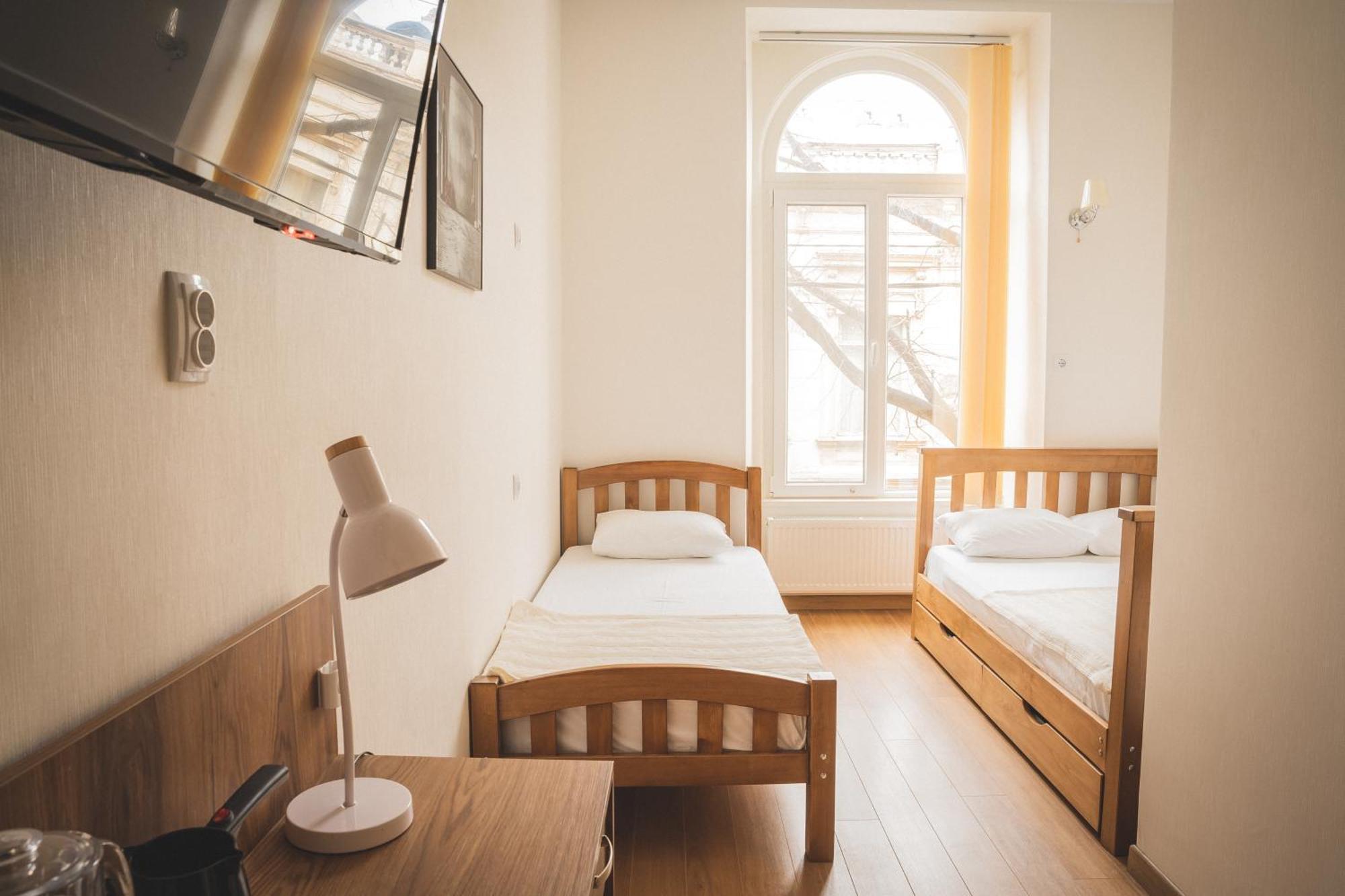 Hh Hotel Тбилиси Екстериор снимка