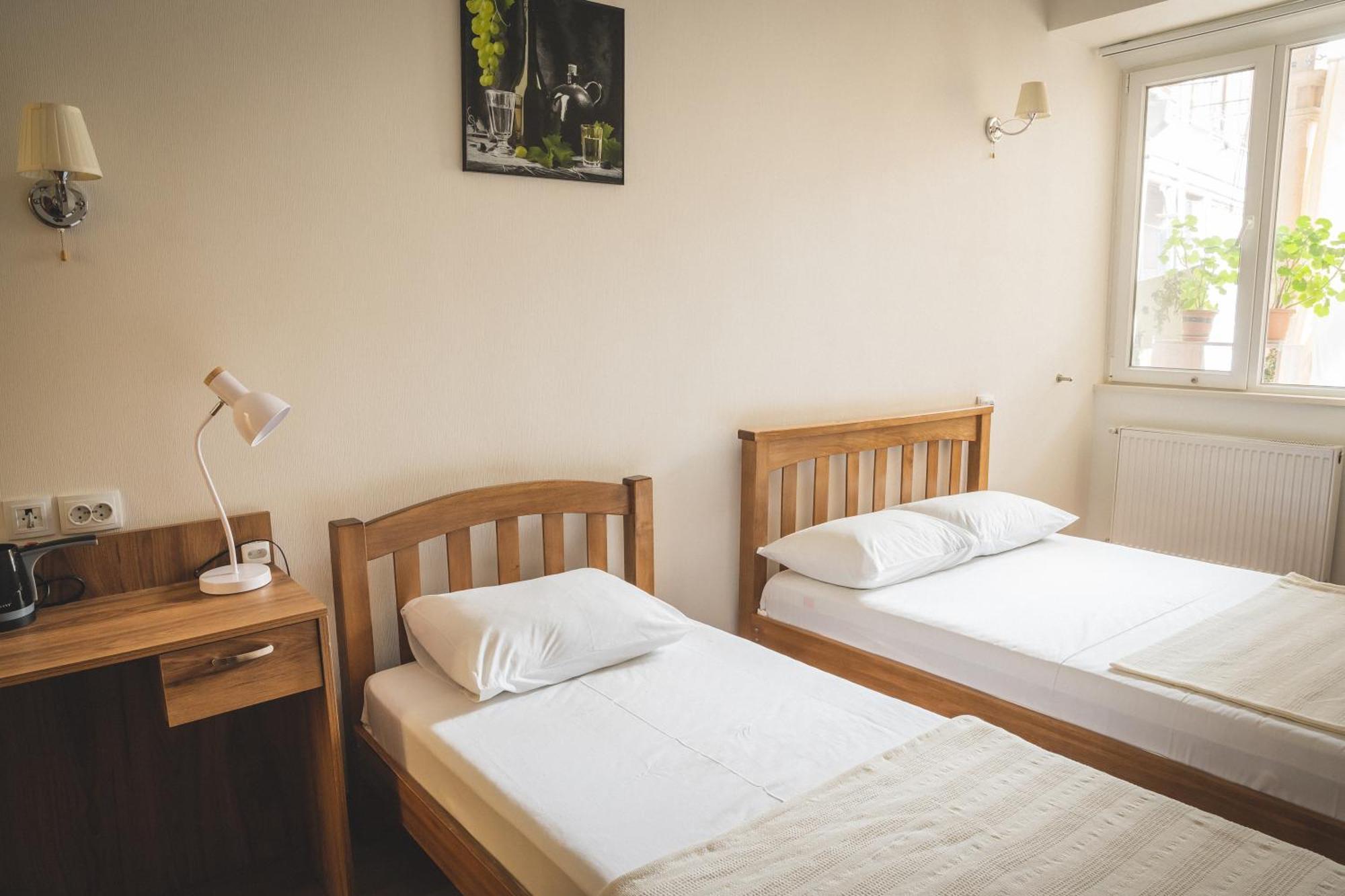 Hh Hotel Тбилиси Екстериор снимка