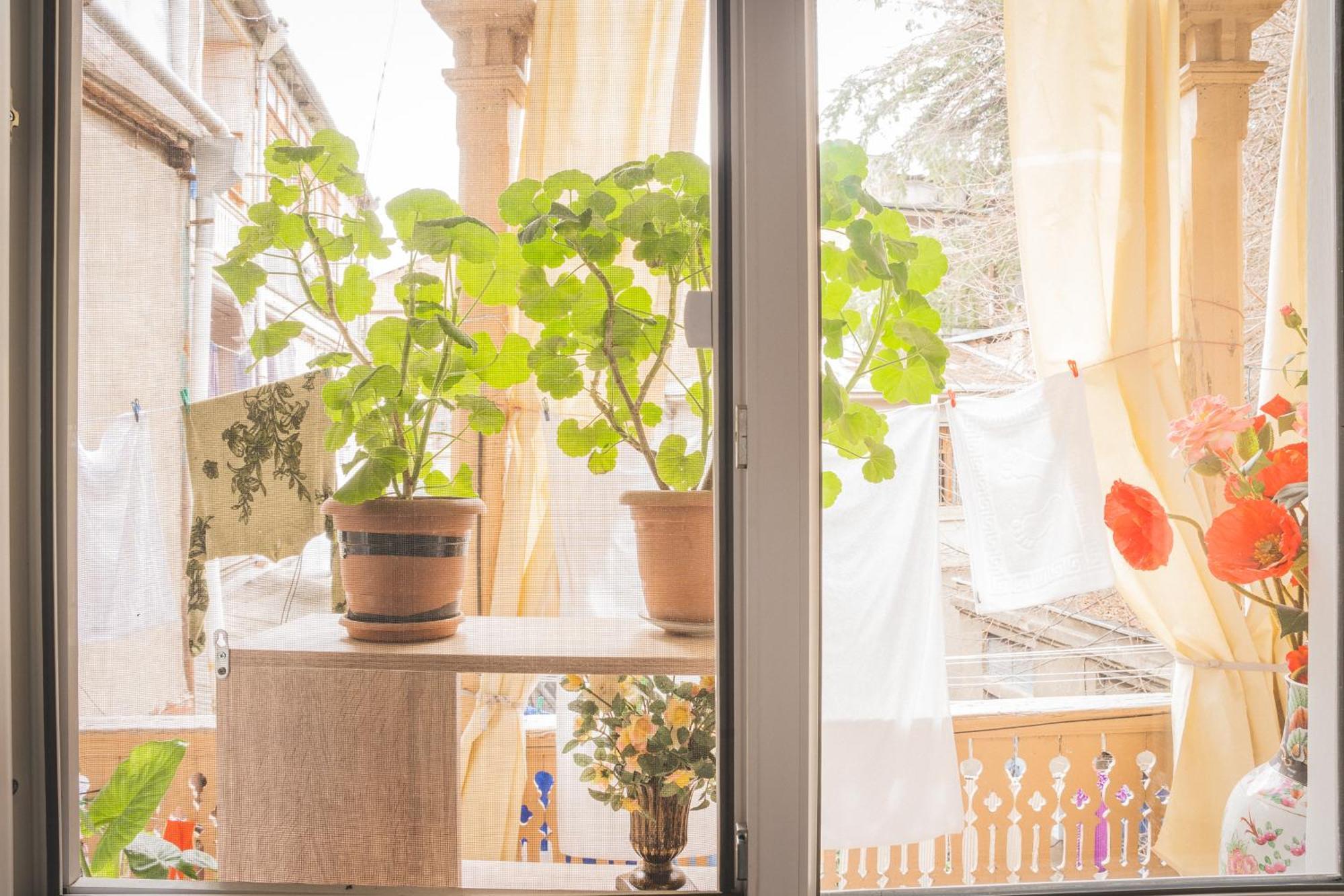 Hh Hotel Тбилиси Екстериор снимка